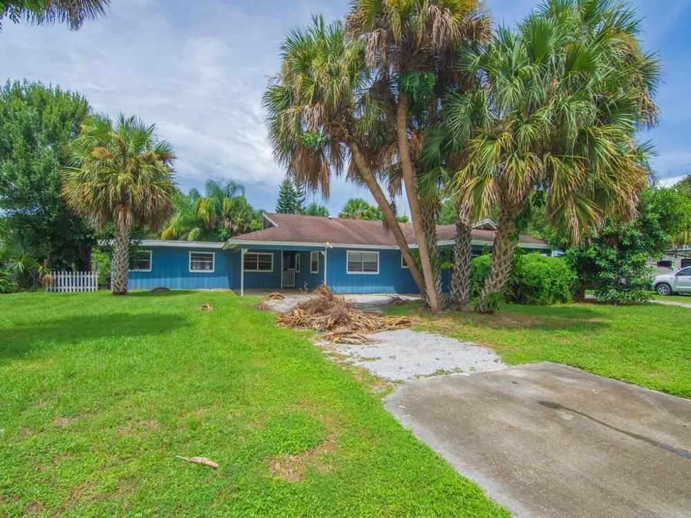 8206 Lakeland Boulevard Fort Pierce, FL 34951