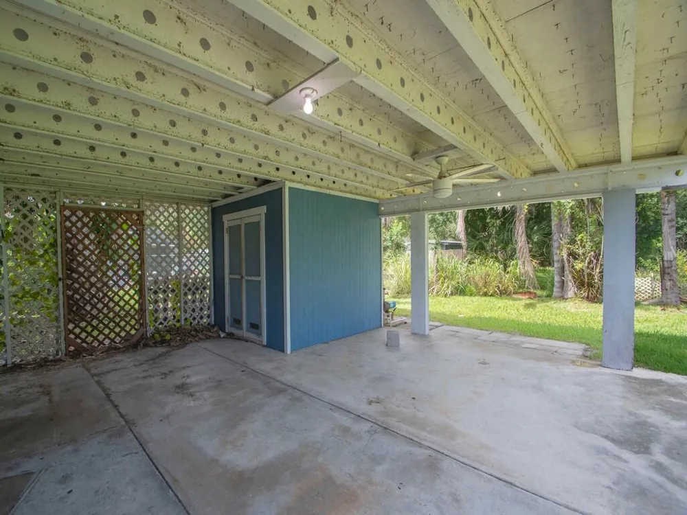 8206 Lakeland Boulevard Fort Pierce, FL 34951
