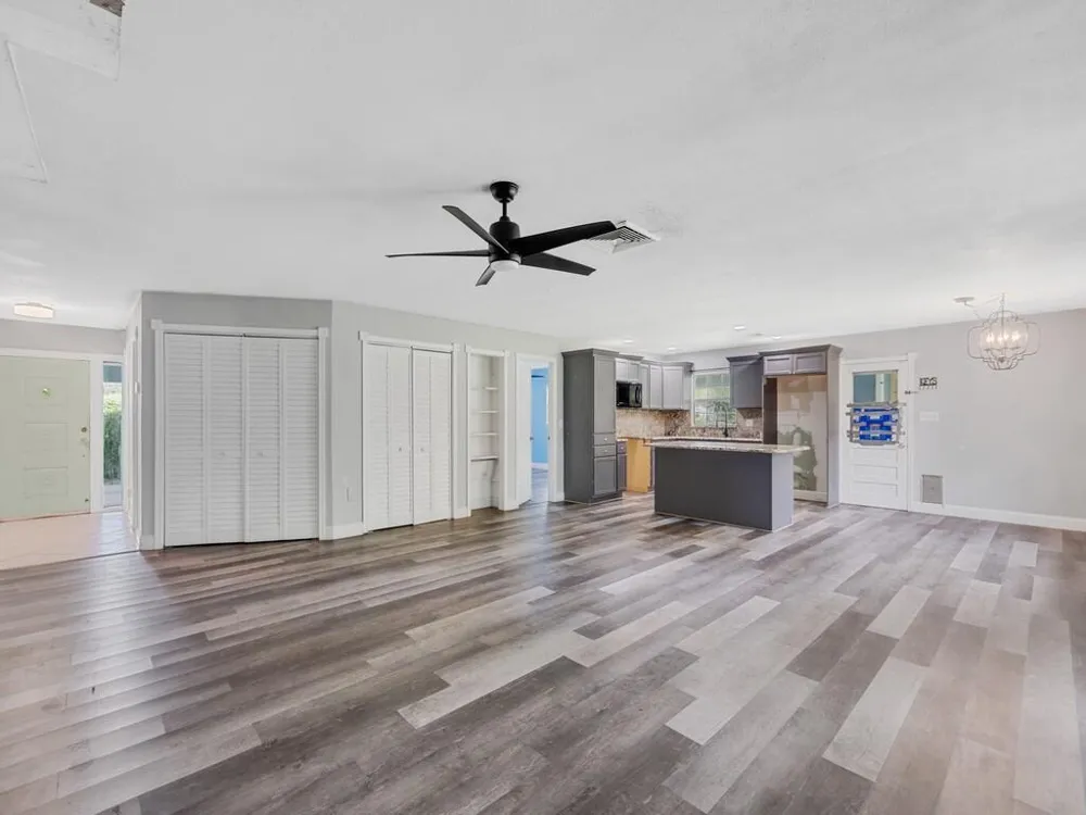 8206 Lakeland Boulevard Fort Pierce, FL 34951
