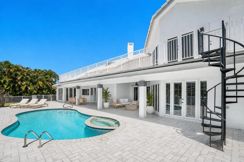 4440 WOODFIELD BOULEVARD Boca Raton, FL 33434