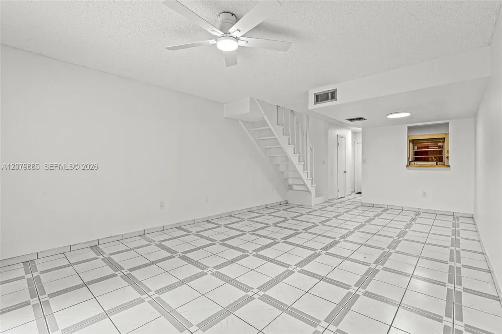 8000 SW 151st Ct #614 Miami, FL 33193