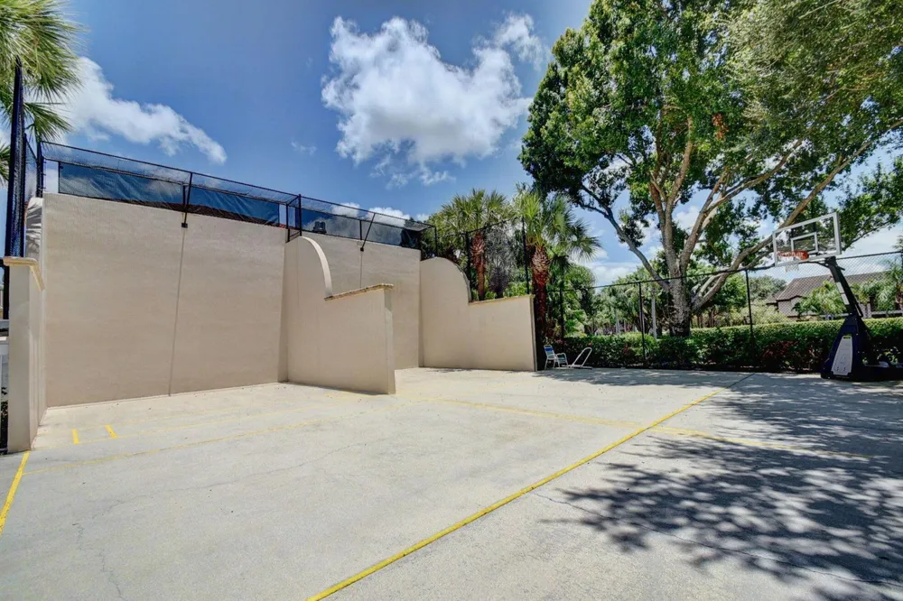 5267 Europa Drive #C Boynton Beach, FL 33437