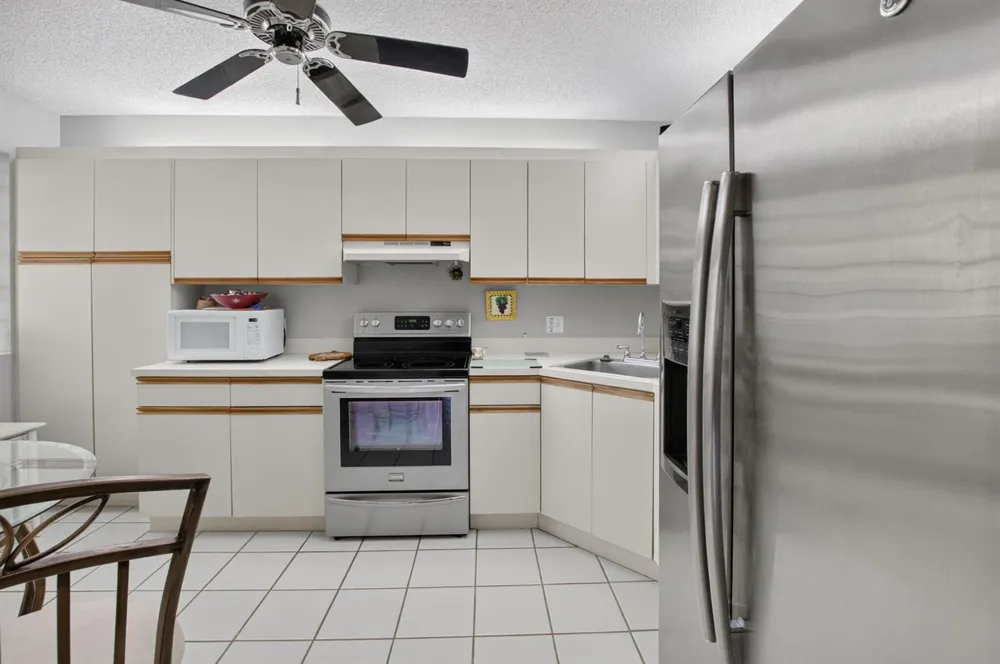 5267 Europa Drive #C Boynton Beach, FL 33437