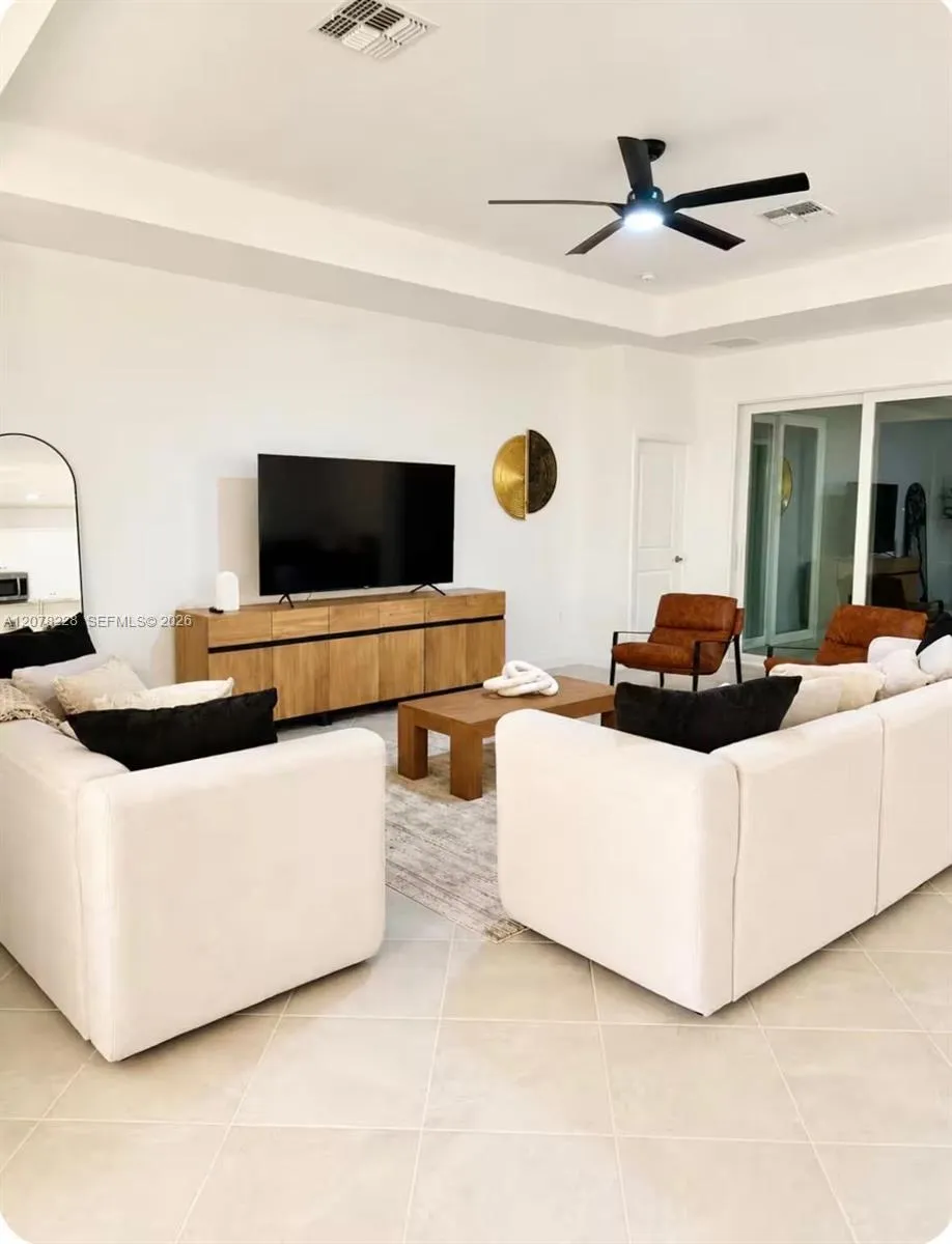 9291 Aqua Overlook Court Lehigh Acres, FL 33936