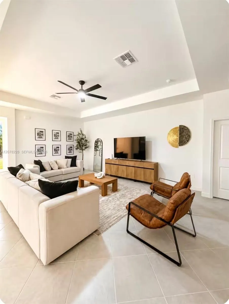 9291 Aqua Overlook Court Lehigh Acres, FL 33936
