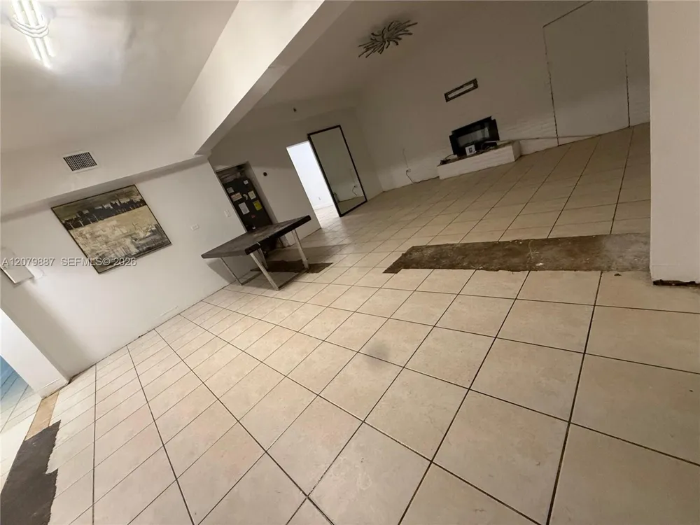 14800 NW 2nd Ave #B Miami, FL 33168