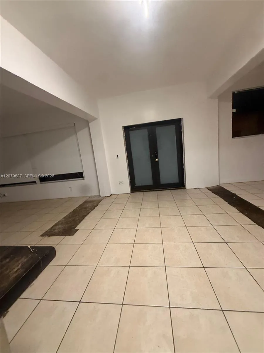 14800 NW 2nd Ave #B Miami, FL 33168