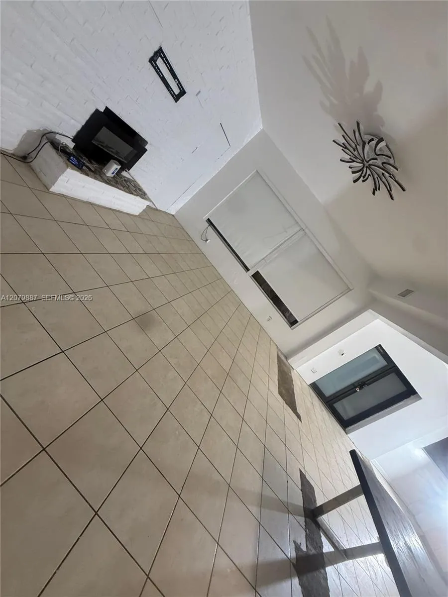 14800 NW 2nd Ave #B Miami, FL 33168