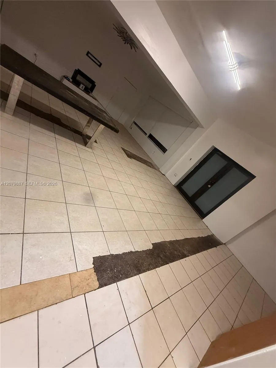 14800 NW 2nd Ave #B Miami, FL 33168