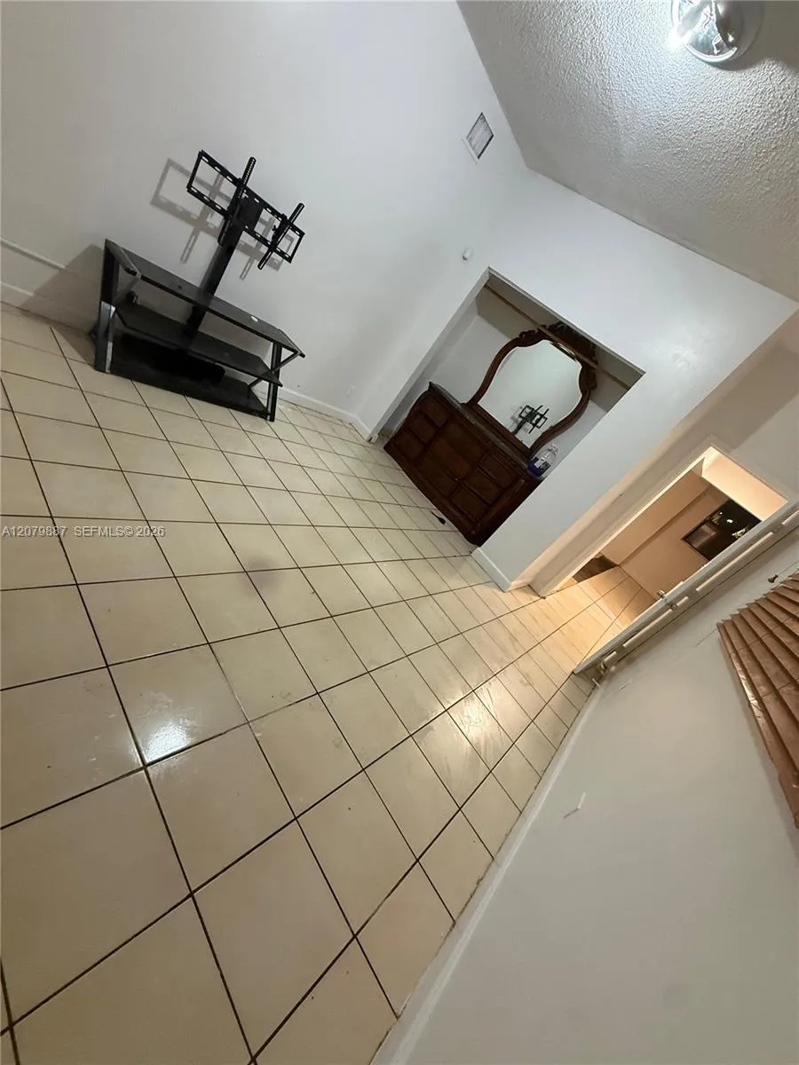 14800 NW 2nd Ave #B Miami, FL 33168