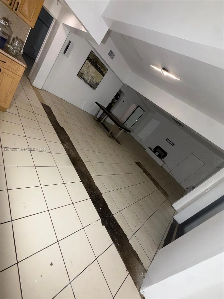 14800 NW 2nd Ave #B Miami, FL 33168