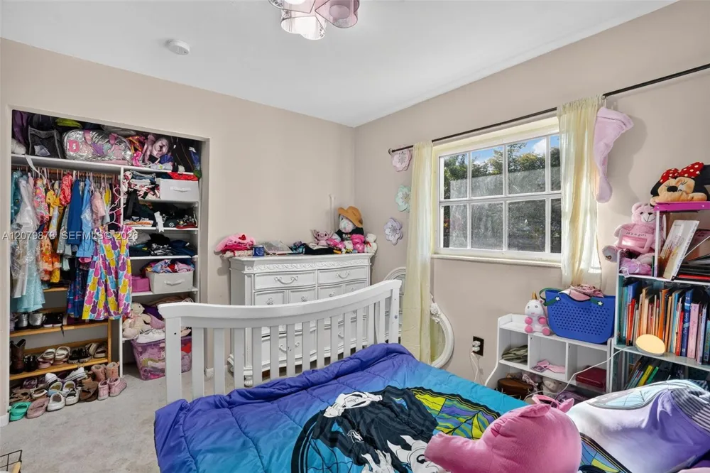 18569 SW 89th Pl Cutler Bay, FL 33157