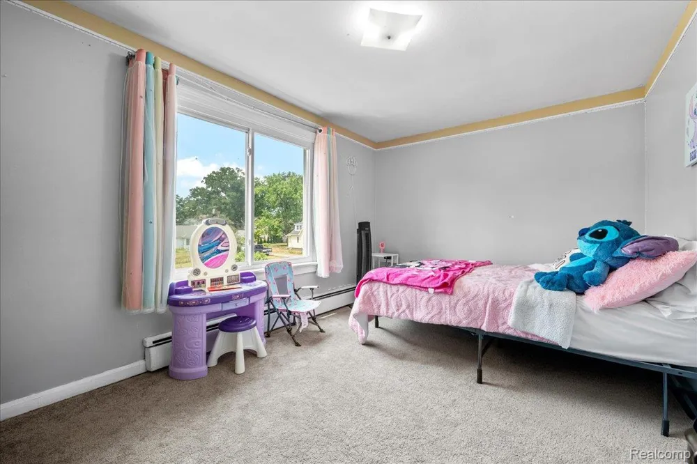 20310 Melvin Street Livonia City, MI 48152