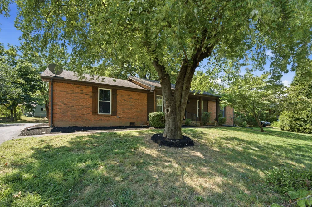714 Albany Dr Hermitage, TN 37076