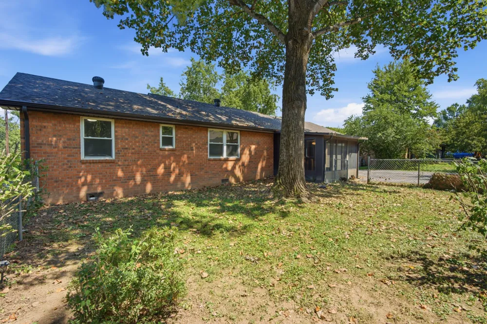 714 Albany Dr Hermitage, TN 37076
