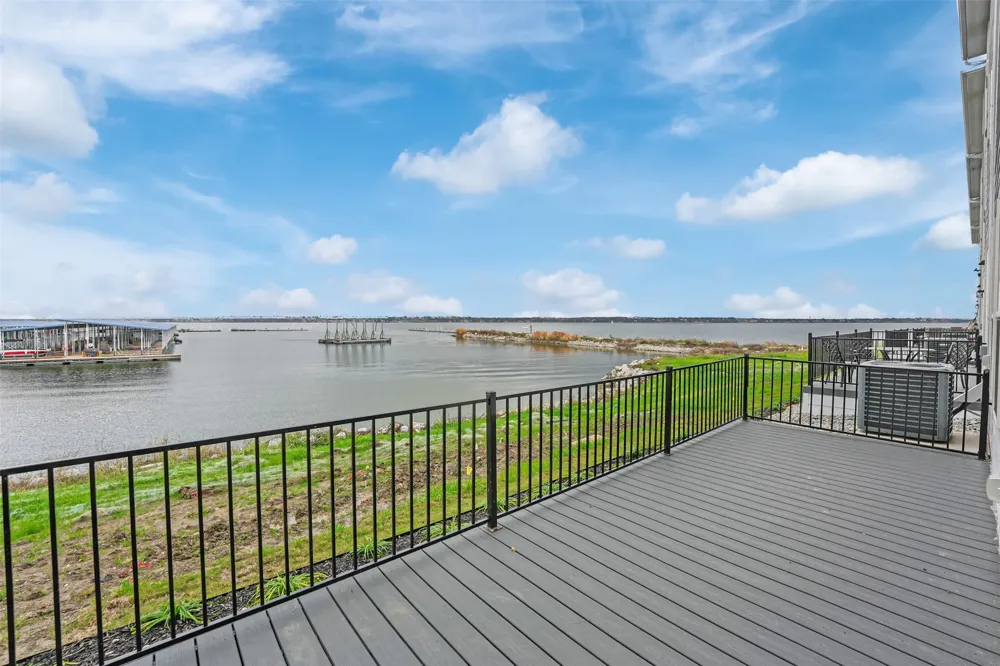 1121 Marc Place Rowlett, TX 75088