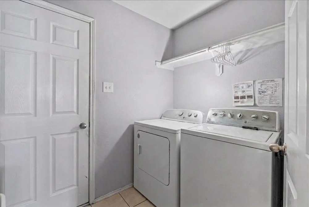8202 Greenleaf Street Baytown, TX 77523