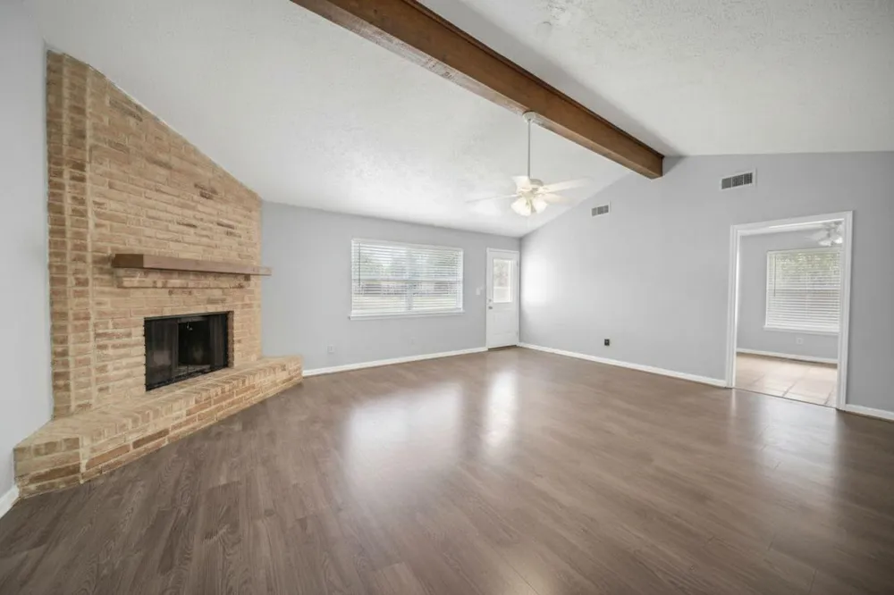 1707 Stone Lake Drive Missouri City, TX 77489