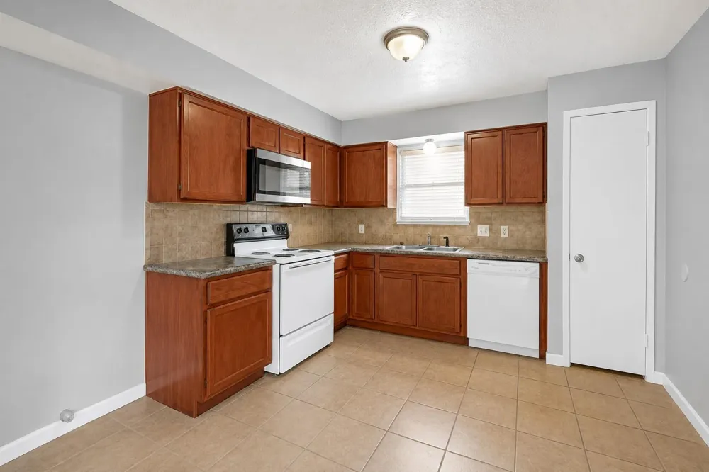 1707 Stone Lake Drive Missouri City, TX 77489