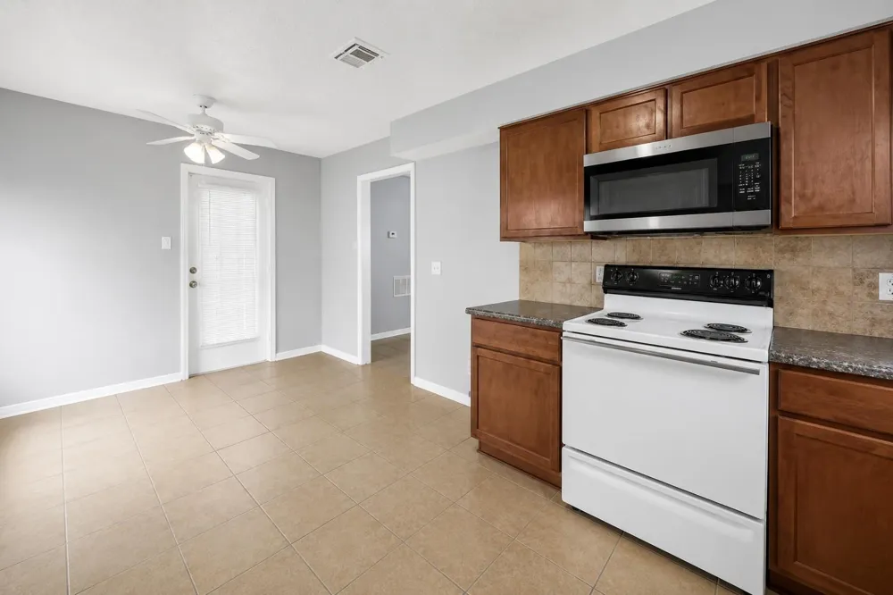1707 Stone Lake Drive Missouri City, TX 77489