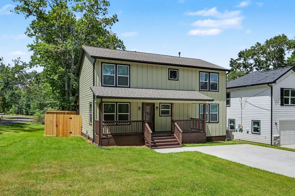 116 Sun City Lane Conroe, TX 77304