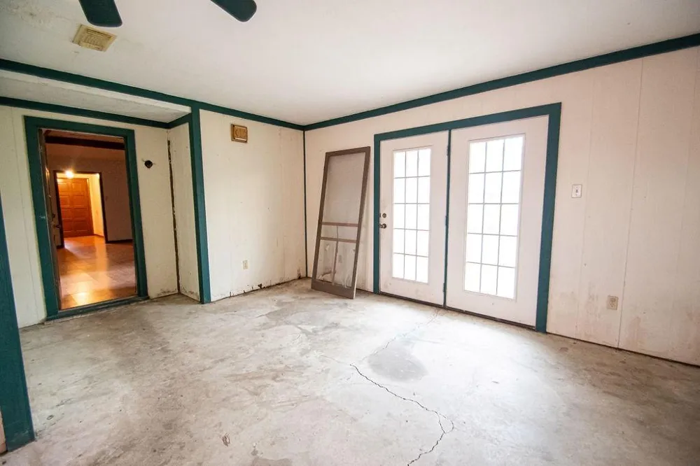 1203 Briarmeadow Drive Beaumont, TX 77706
