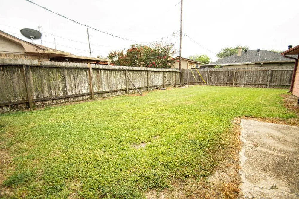 1203 Briarmeadow Drive Beaumont, TX 77706
