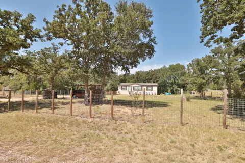 100 Tanglewood Lane