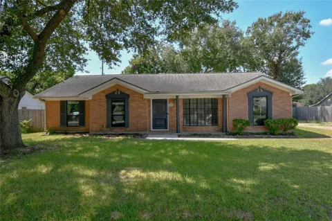 1126 Robert Street