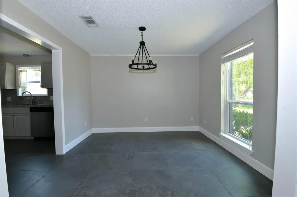 1126 Robert Street Pearland, TX 77581