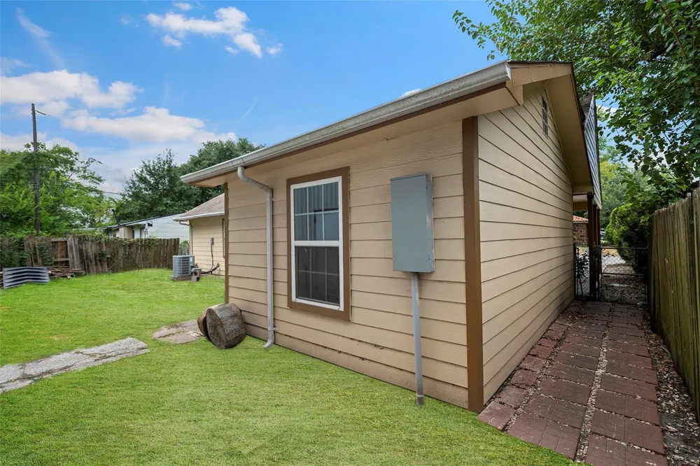 1608 Eastway Street Galena Park, TX 77547