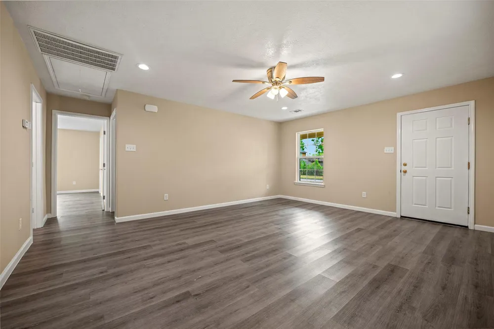 1608 Eastway Street Galena Park, TX 77547