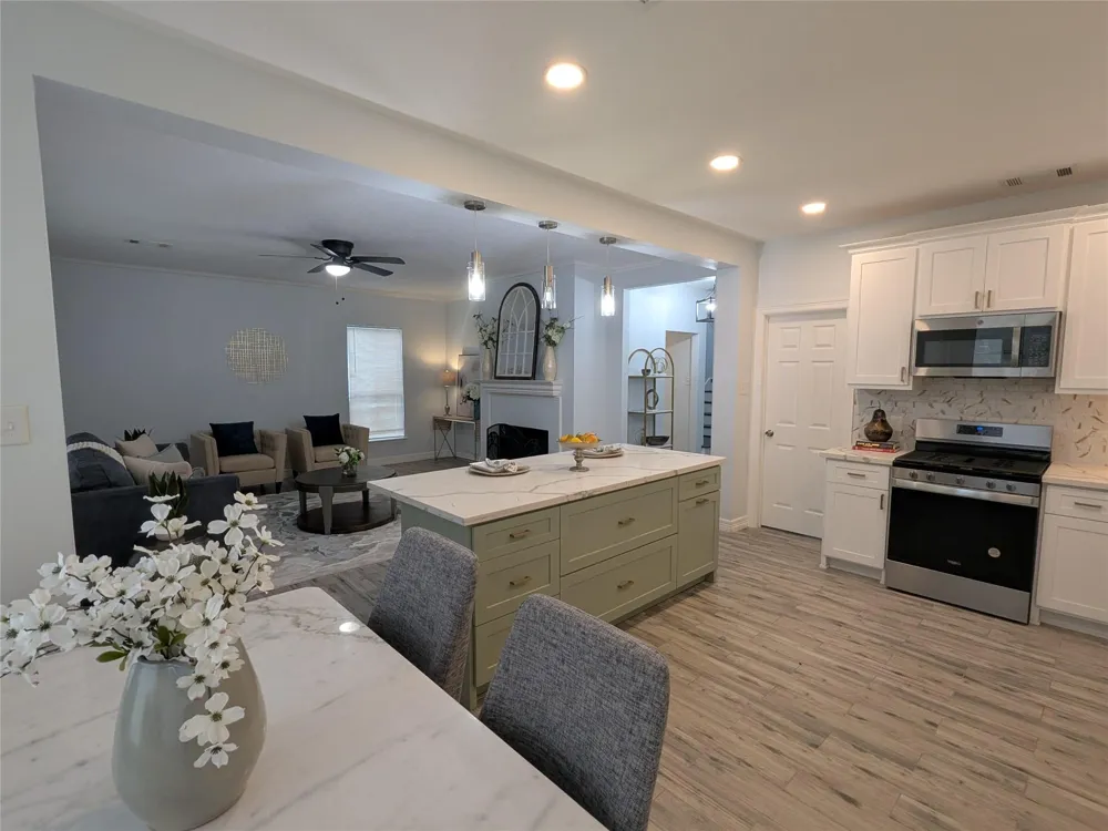 3208 Lee Circle Pearland, TX 77581