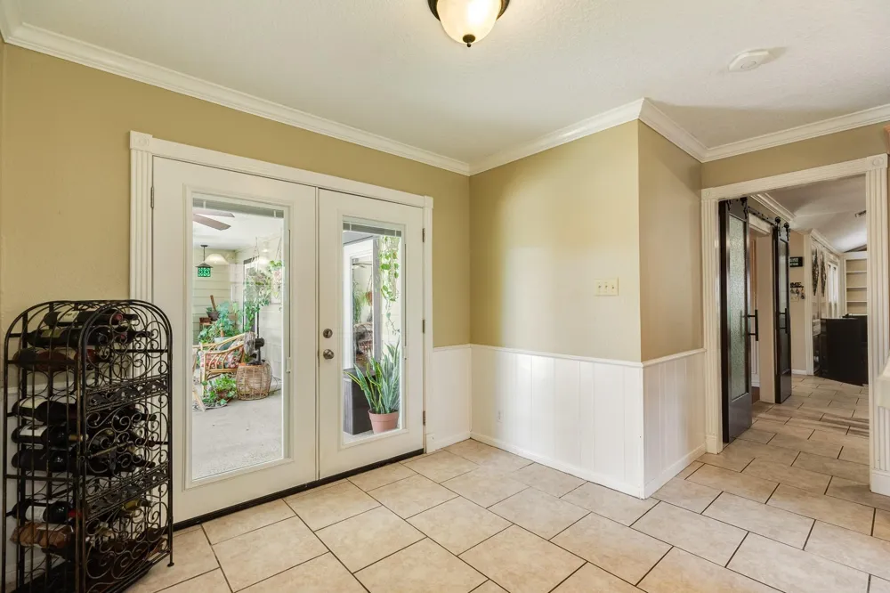 54 Royal Oak Circle Lake Jackson, TX 77566