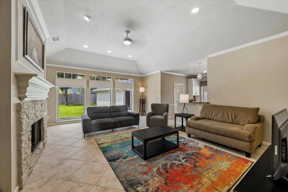 15835 Echo Lodge Drive Houston, TX 77095
