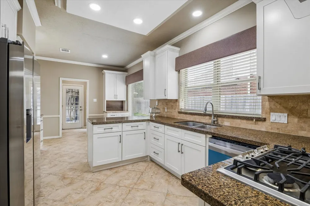 15835 Echo Lodge Drive Houston, TX 77095