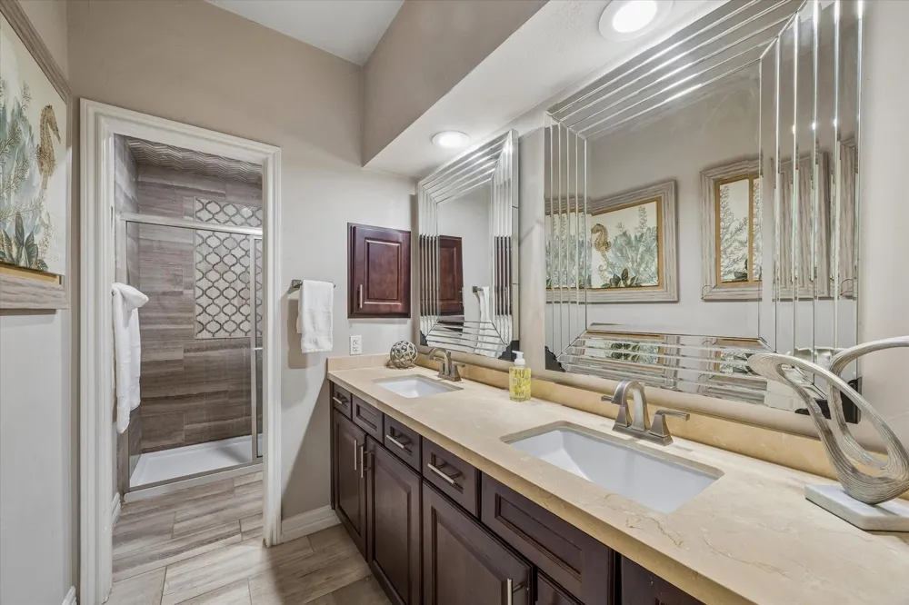 15835 Echo Lodge Drive Houston, TX 77095