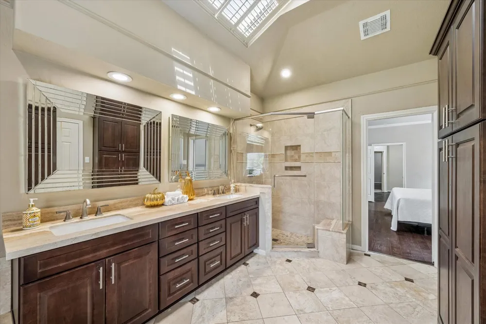 15835 Echo Lodge Drive Houston, TX 77095