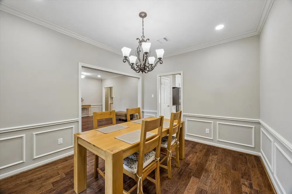 15835 Echo Lodge Drive Houston, TX 77095