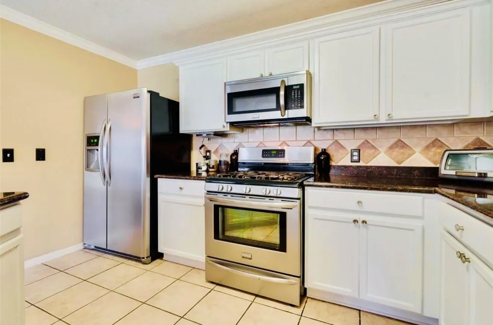 11902 Solon Springs Drive Tomball, TX 77375