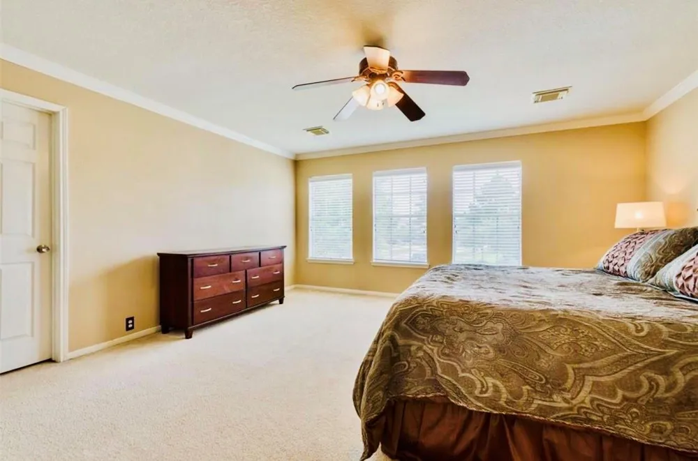 11902 Solon Springs Drive Tomball, TX 77375