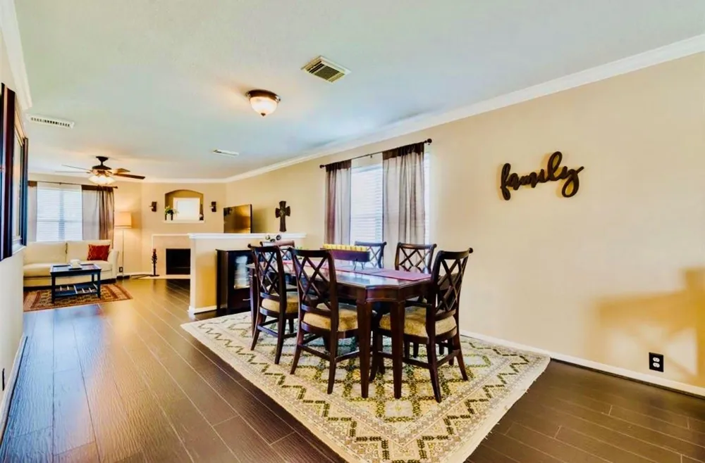 11902 Solon Springs Drive Tomball, TX 77375