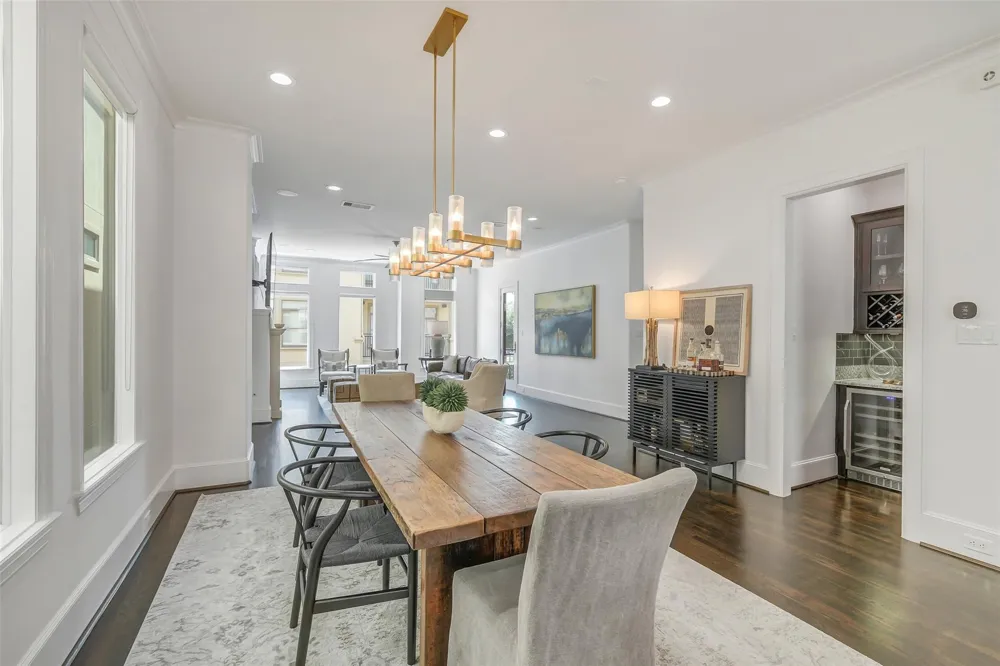 859 Rosastone Trail Houston, TX 77024