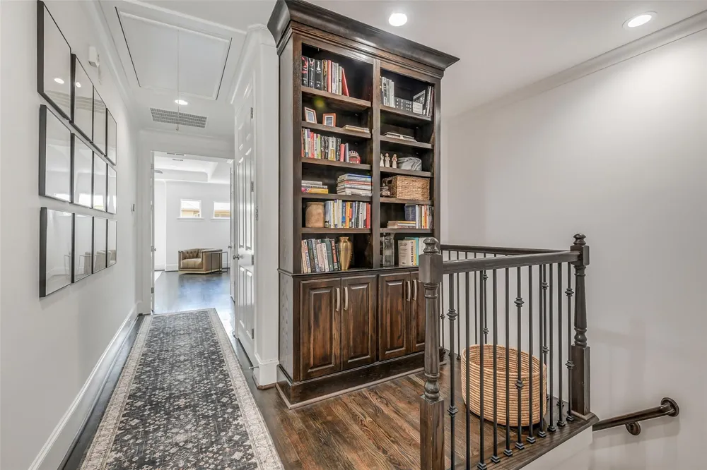 859 Rosastone Trail Houston, TX 77024