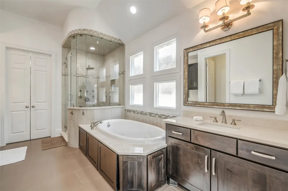 859 Rosastone Trail Houston, TX 77024