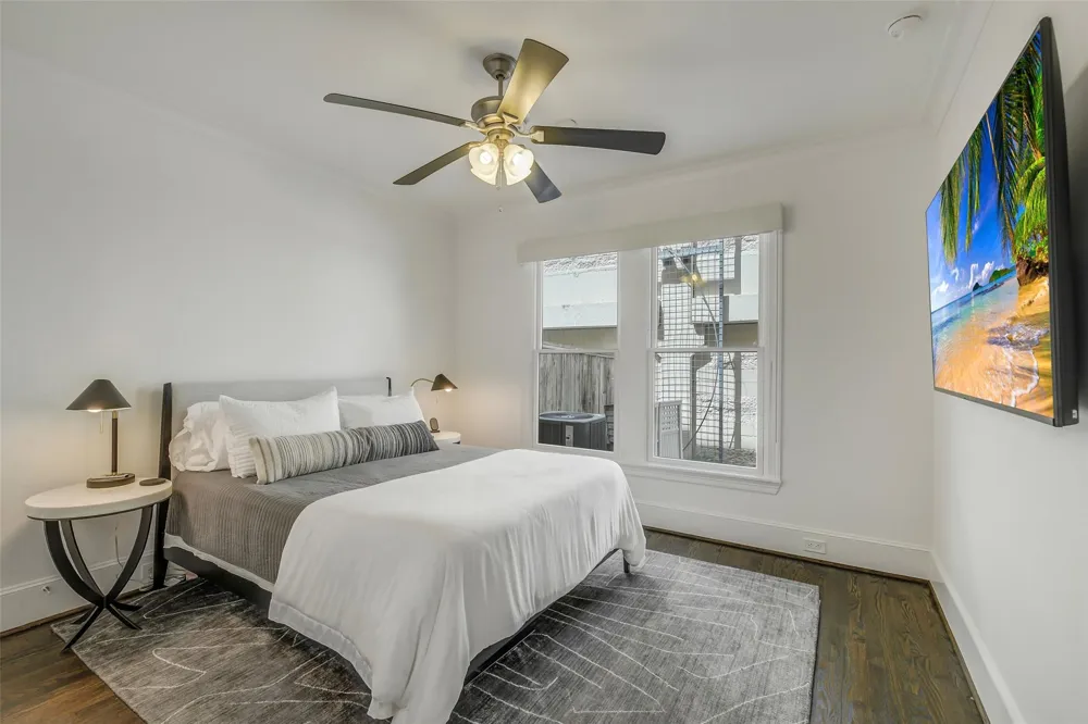 859 Rosastone Trail Houston, TX 77024