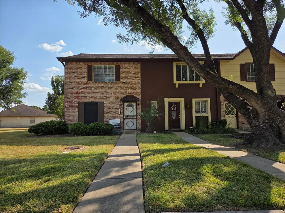 12177 Sharpview Drive Houston, TX 77072