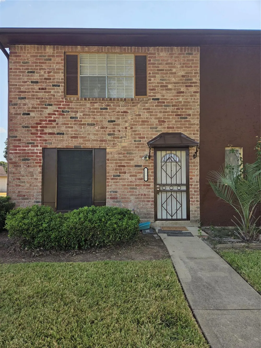 12177 Sharpview Drive Houston, TX 77072