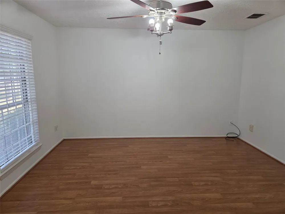 12177 Sharpview Drive Houston, TX 77072