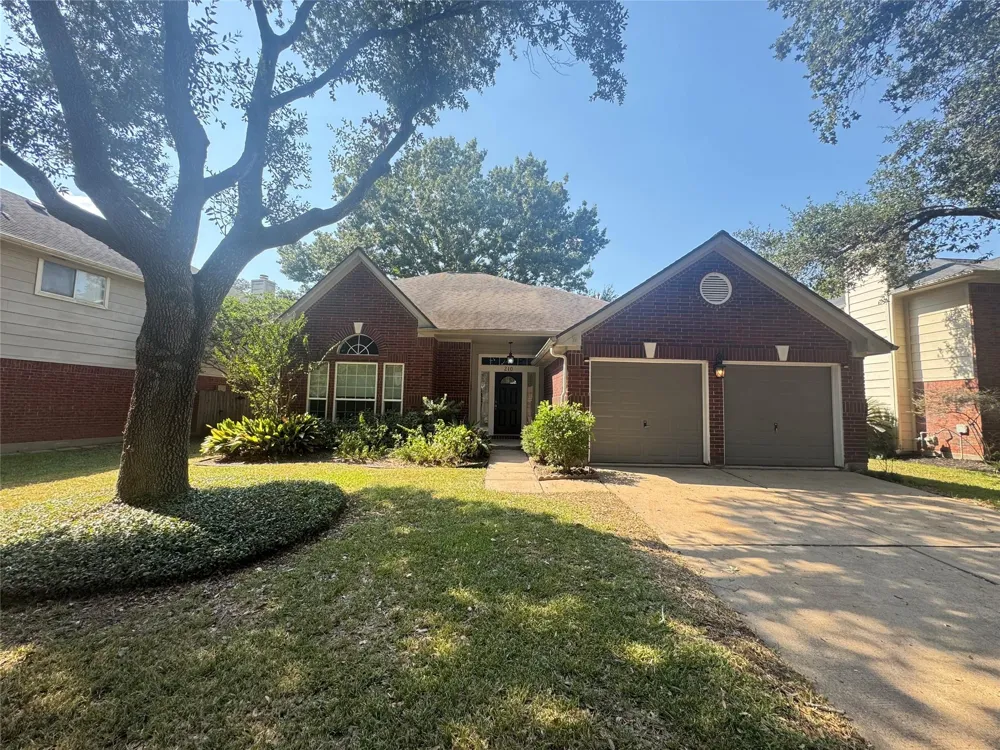 210 Rolling Plains Drive Sugar Land, TX 77479